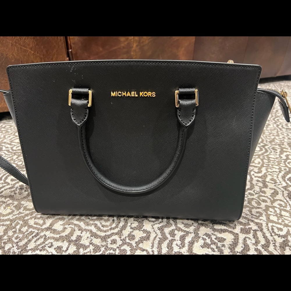 Michael Kors black leather purse